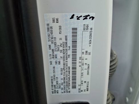 Certified 2020 Ford F150 Lariat w/ Equipment Group 502A Luxury AWD/4WD image 32