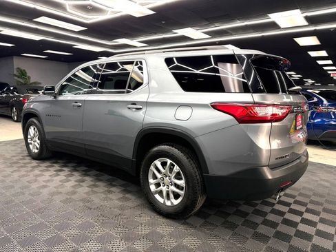 Used 2021 Chevrolet Traverse LT FWD image 9