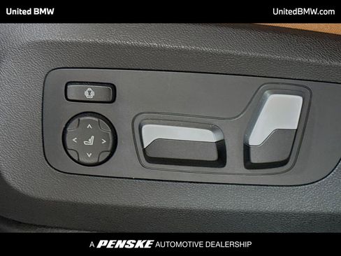 Used 2023 BMW X5 xDrive40i w/ Executive Package image 4