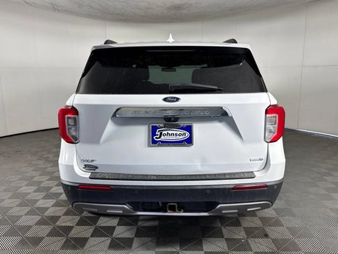 Used 2020 Ford Explorer XLT w/ Equipment Group 202A AWD/4WD image 6