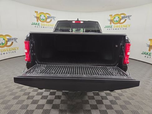 Used 2025 RAM 1500 Laramie AWD/4WD image 35