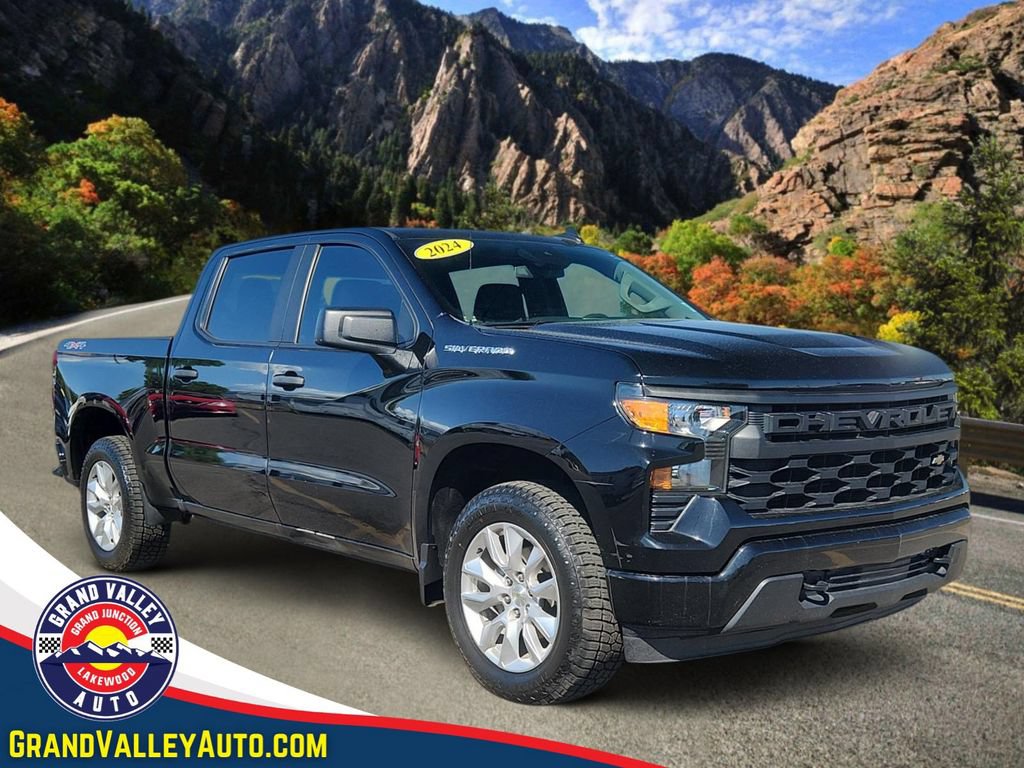Used 2024 Chevrolet Silverado 1500 Custom AWD/4WD image 1