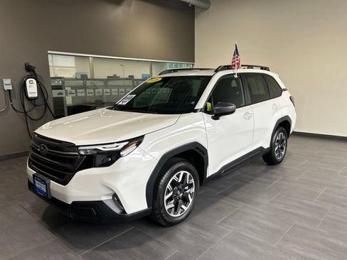 Used 2026 Subaru Forester Premium AWD/4WD image 32