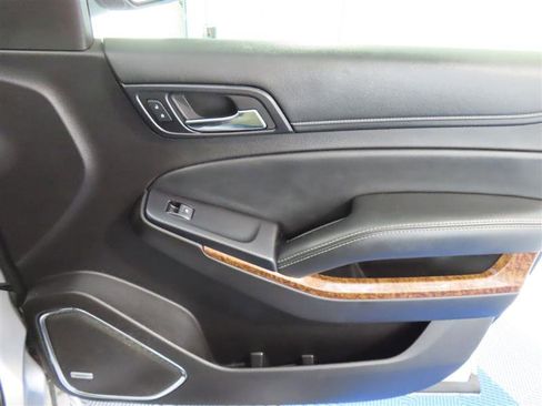 Used 2016 Chevrolet Suburban LTZ AWD/4WD image 33