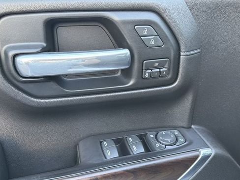 Used 2019 GMC Sierra 1500 SLT AWD/4WD image 22
