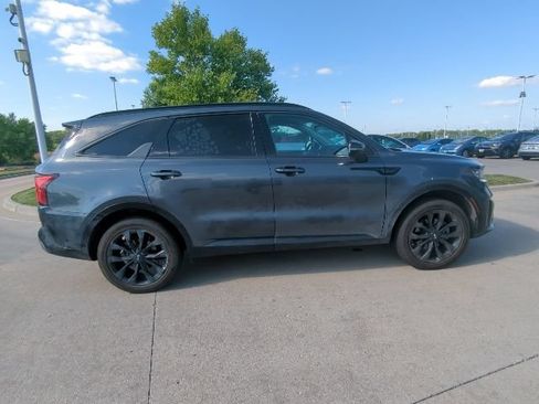 Used 2021 Kia Sorento SX AWD/4WD image 2