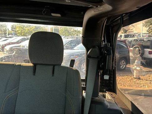 Used 2024 Jeep Wrangler Sport AWD/4WD image 30