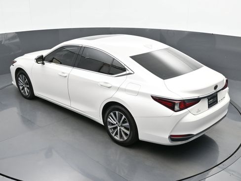 Used 2021 Lexus ES 250 w/ Premium Package image 48