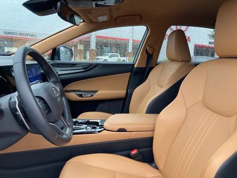 Used 2024 Lexus NX 350h AWD image 8