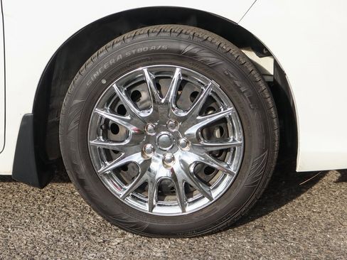 Used 2020 Honda Fit LX image 35