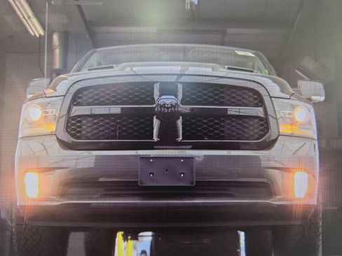 Used 2018 RAM 1500 Sport w/ Sport Premium Group AWD/4WD image 7