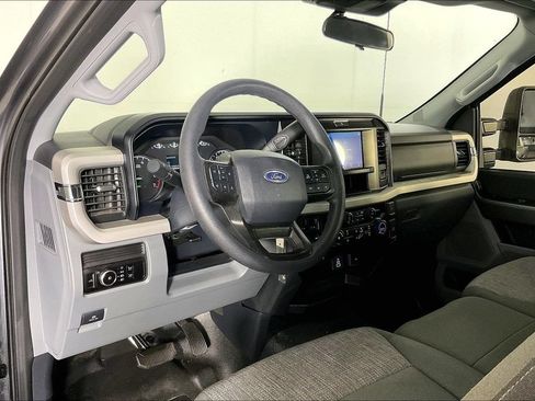 Used 2025 Ford F350 XLT w/ FX4 Off-Road Package AWD/4WD image 16