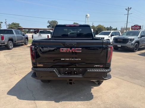 New 2026 GMC Sierra 2500 AT4 w/ AT4 Premium Plus Package AWD/4WD image 5