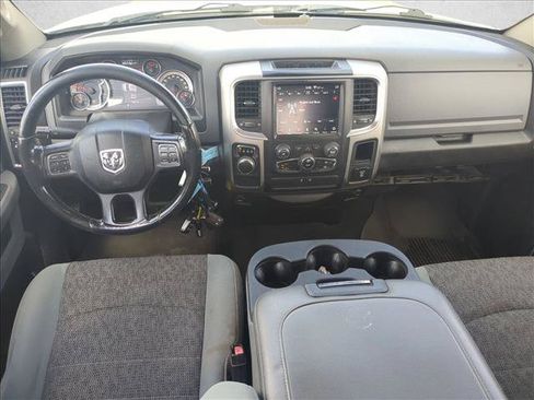 Used 2019 RAM 1500 Classic SLT w/ Luxury Group RWD image 15