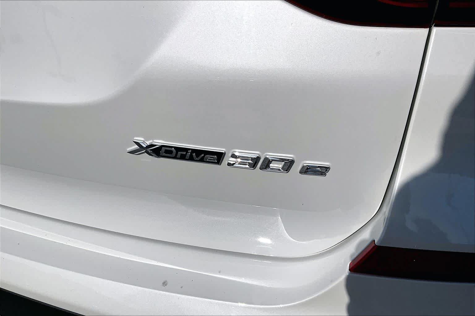 Used 2021 BMW X3 xDrive30e w/ Executive Package AWD/4WD image 10