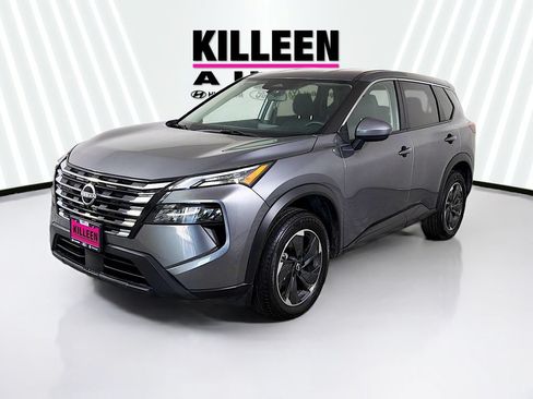 Used 2024 Nissan Rogue SV AWD/4WD image 3
