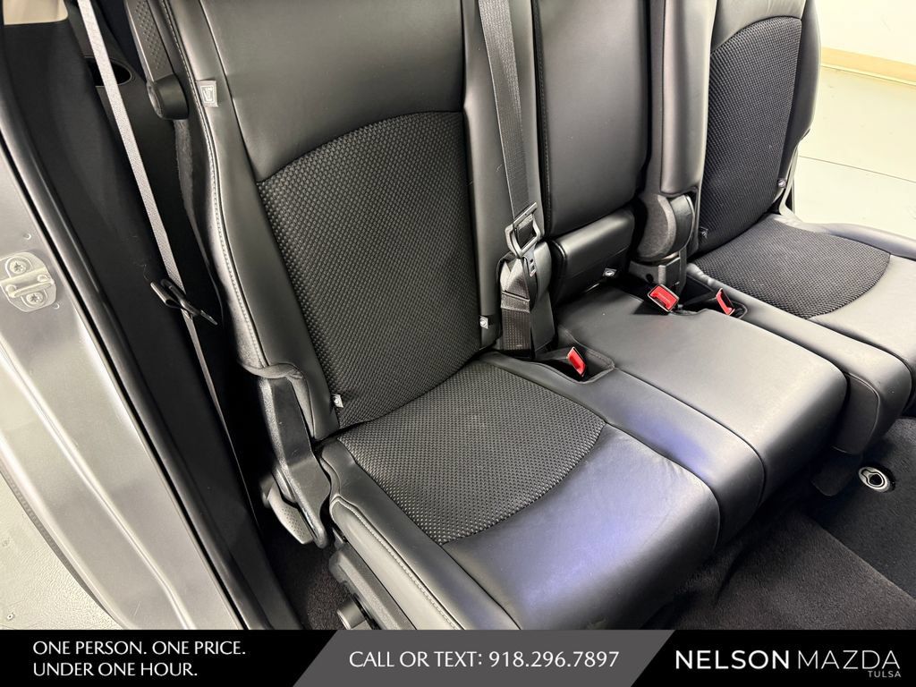 Used 2017 Dodge Journey Crossroad w/ Popular Equipment Group AWD/4WD image 44
