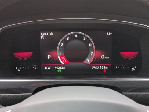 Used 2022 Volkswagen Tiguan SE R-Line AWD/4WD image 16