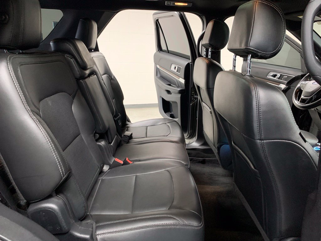 Used 2017 Ford Explorer Limited FWD image 9