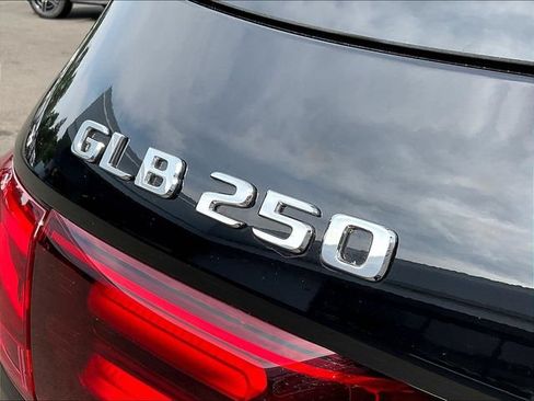 Used 2026 Mercedes-Benz GLB 250 4MATIC image 26