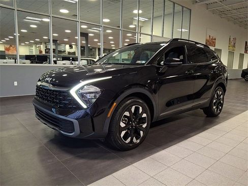 Used 2023 Kia Sportage X-Line w/ X-Line Premium Package image 3