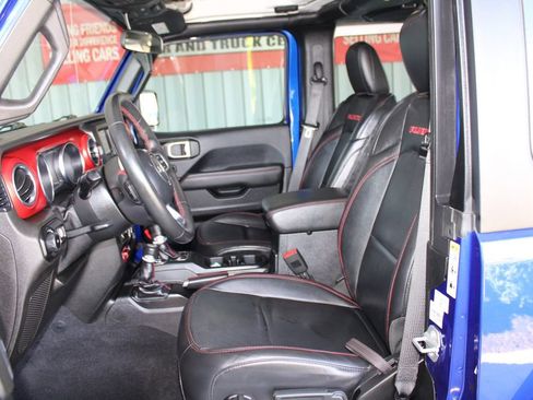 Used 2019 Jeep Wrangler Rubicon AWD/4WD image 40