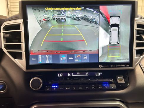 Used 2023 Toyota Sequoia Platinum AWD/4WD image 5