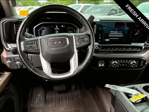 Used 2023 GMC Sierra 1500 SLT AWD/4WD image 11