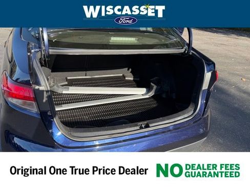 Used 2024 Toyota Corolla LE image 11