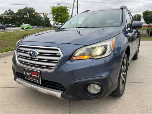 Used 2017 Subaru Outback 3.6R Limited AWD/4WD image 4