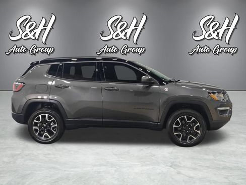 Used 2020 Jeep Compass Trailhawk AWD/4WD image 18