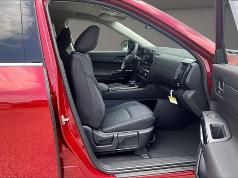 New 2026 Nissan Pathfinder SV FWD image 11