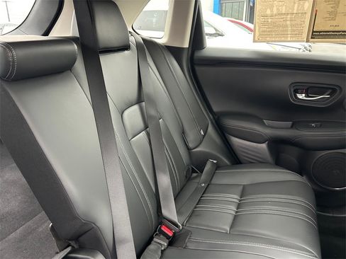 Used 2023 Honda HR-V EX-L image 21