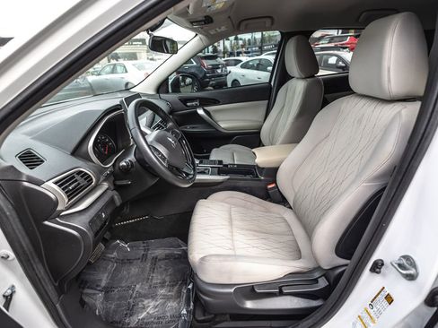 Used 2019 Mitsubishi Eclipse Cross SE AWD/4WD image 14