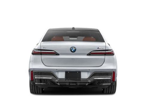 New 2026 BMW i7 M70 w/ Executive Package AWD/4WD image 5
