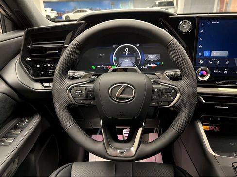 New 2026 Lexus TX 500h AWD image 30