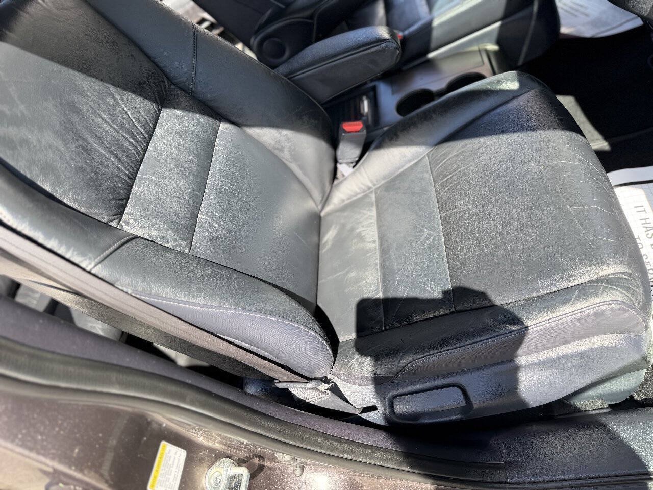 Used 2011 Honda CR-V EX-L image 23