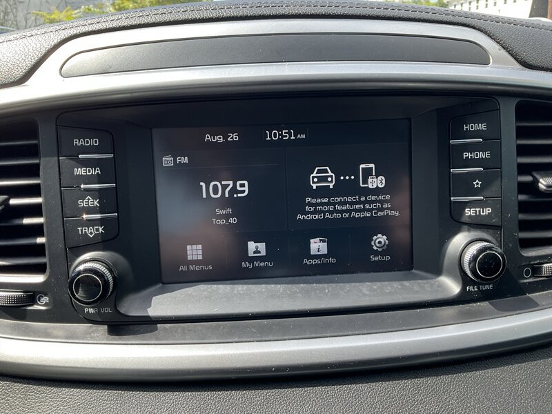 Used 2019 Kia Sorento AWD image 21