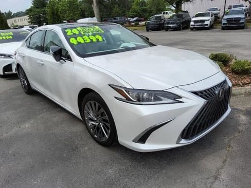 Used 2024 Lexus ES 350 w/ Luxury Package FWD image 5