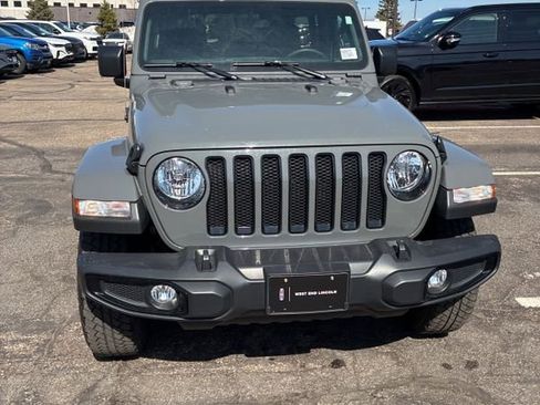 Used 2023 Jeep Wrangler Unlimited Sahara image 14