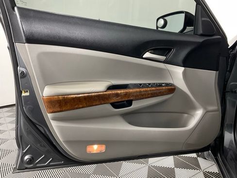 Used 2012 Honda Accord EX image 12
