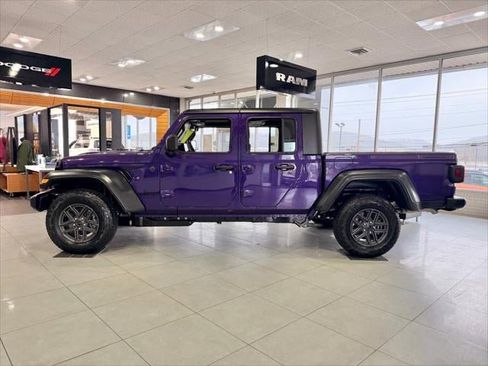 New 2026 Jeep Gladiator Sport AWD/4WD image 27