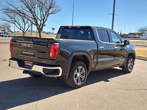 Used 2025 GMC Sierra 1500 SLT image 5