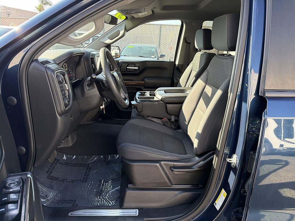 Used 2020 Chevrolet Silverado 1500 LT AWD/4WD image 17