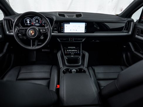 Certified 2026 Porsche Cayenne AWD/4WD image 12