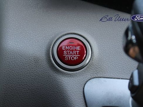 Used 2016 Honda Odyssey SE image 25