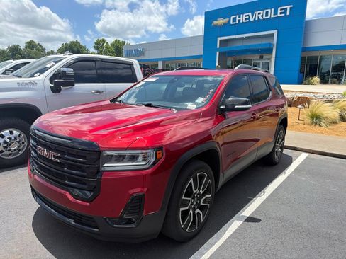 Used 2021 GMC Acadia SLT w/ Elevation Edition FWD image 2
