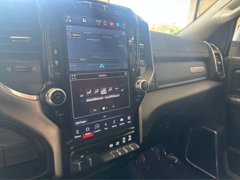 Used 2024 RAM 2500 Laramie AWD/4WD image 13