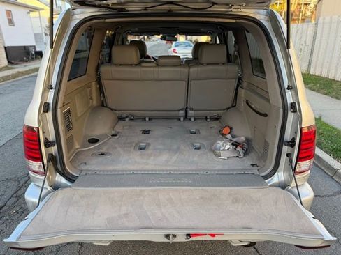 Used 2006 Lexus LX 470 4WD image 14