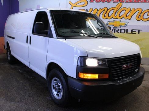 Used 2023 GMC Savana 2500 Extended image 4
